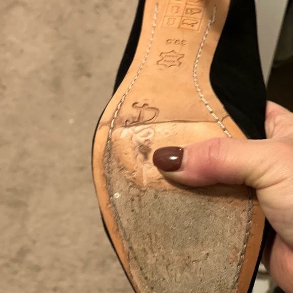 Black Alice + Olivia stilettos GUC fits like 8-8.5 - Picture 6 of 6